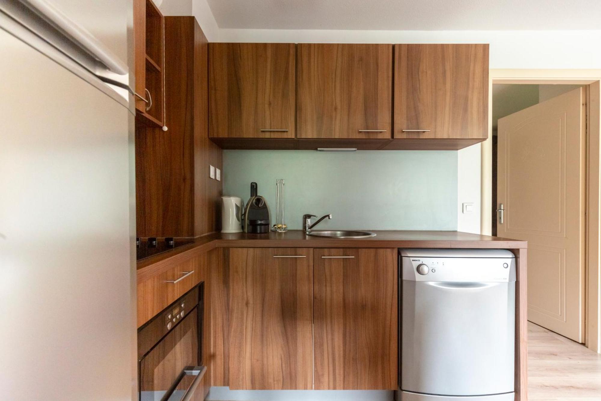 Joli T2, Centre, Parking Prive, Wifi, Local A Ski Isola 2000 Exterior photo